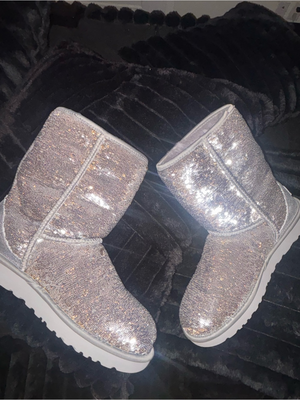 UPDATED PHOTOS! UGG Silver Sequin Cozy Boots - Picture 5 of 12